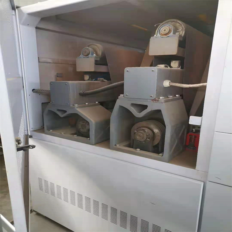 出售二手木工设备 威特动力1300砂光机   二手定尺砂光机  青岛威特动力砂光机