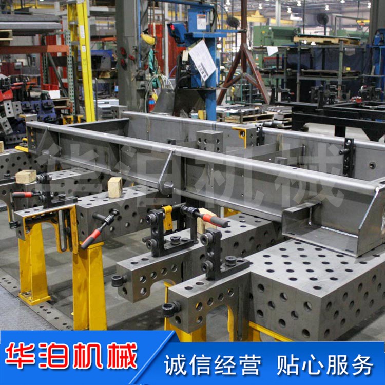 按需定制铸铁焊接装配平板 三维柔性划线平台 机器人焊接工作台专业生产