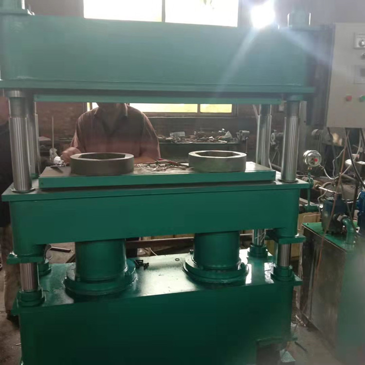 供应 高温橡胶定型机 四柱立式橡胶压延机 平板硫化机