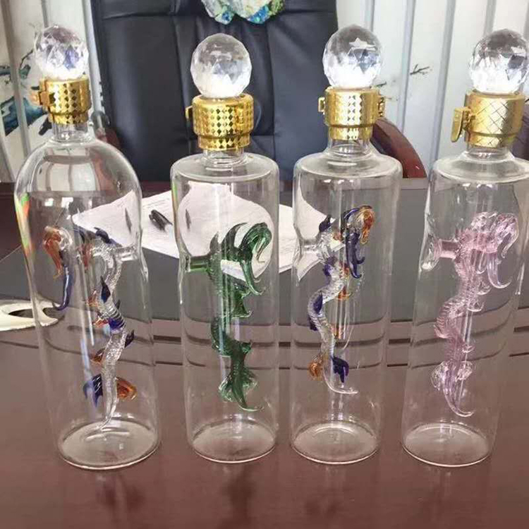 玻璃工艺酒瓶厂家供应透明玻璃酒瓶异形瓶定制